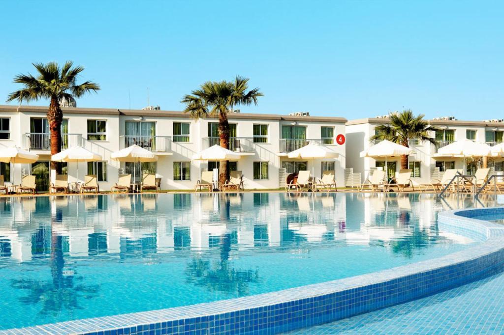 Sunprime Ayia Napa Suites - Adults Only Buitenkant foto