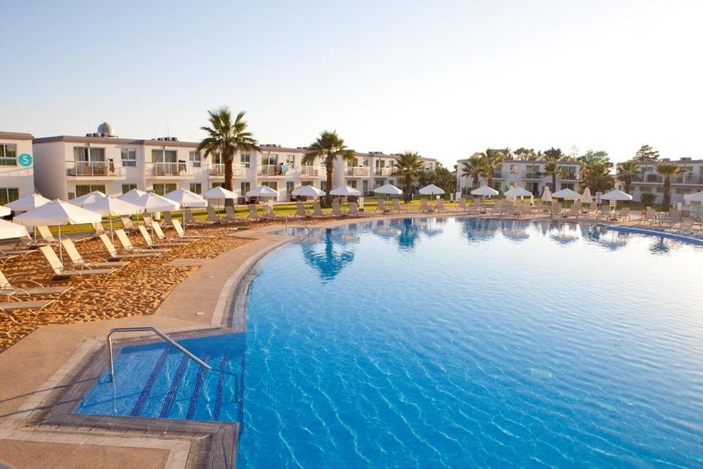 Sunprime Ayia Napa Suites - Adults Only Buitenkant foto